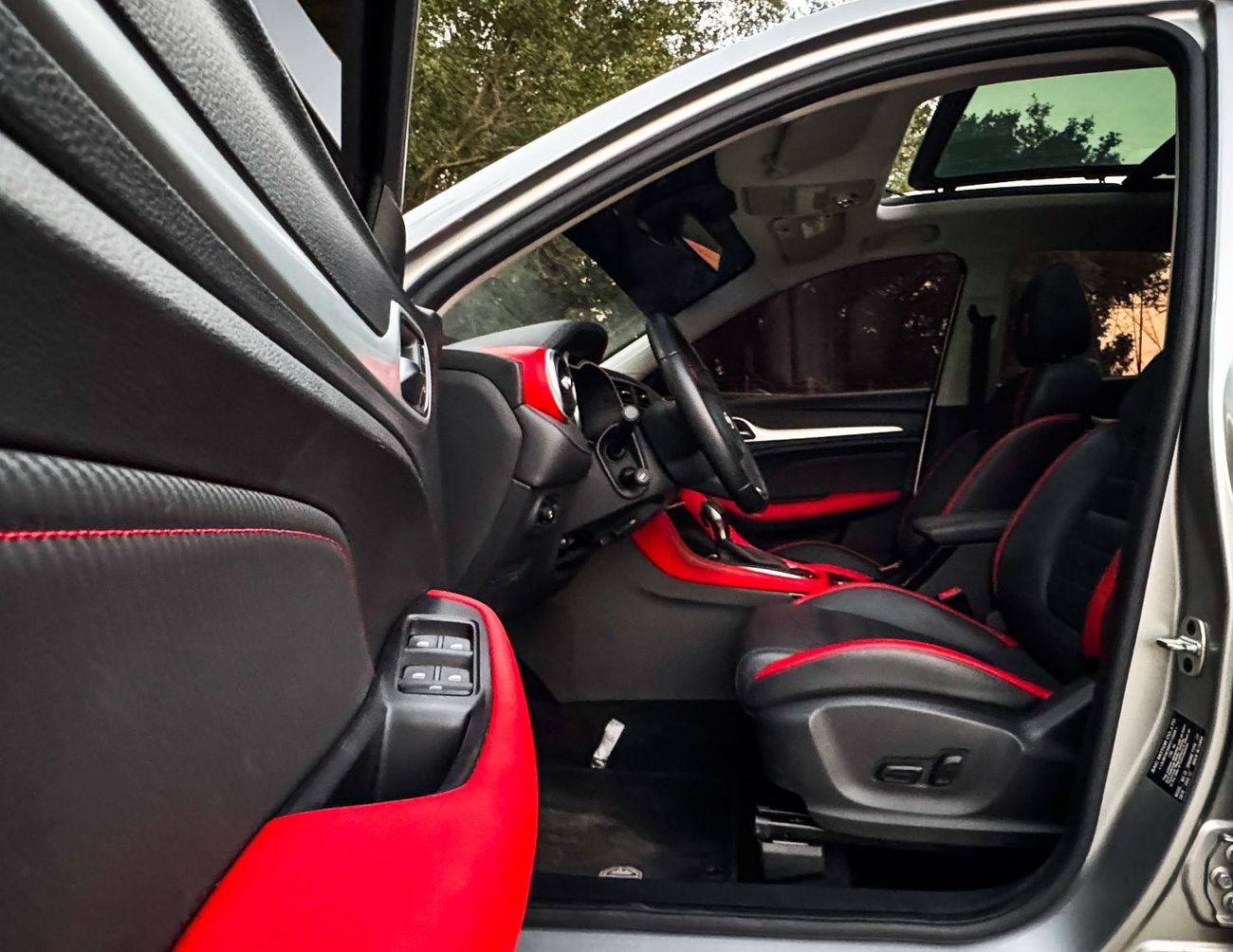 MG ZST MG ZS | 1.6 T | Full Option | 2023 | GCC | Accident-Free | In Excellent Condition | 581 P.M