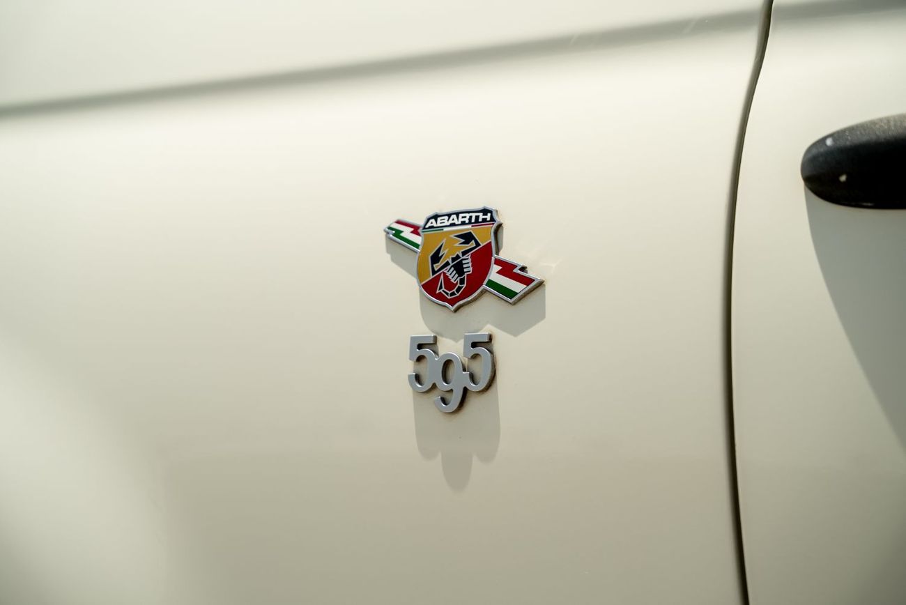 أبارث 595 Competizione Agency Warranty Full Service History 2021 GCC 1.4L Turbo 4 Cylinders