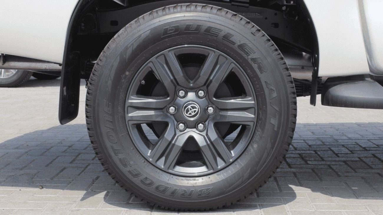 تويوتا هيلوكس GLX TOYOTA HILUX 2.4L Diesel AT FULL OPTION 2024