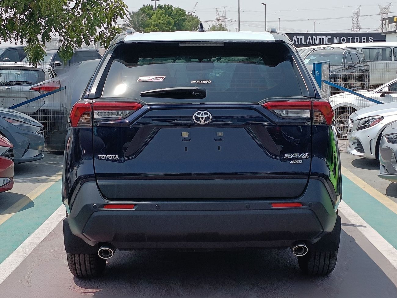 Toyota RAV4 Full Option 2.0L  - 4WD With Sunroof, Push Start & Leather Seats (CODE # XLE)