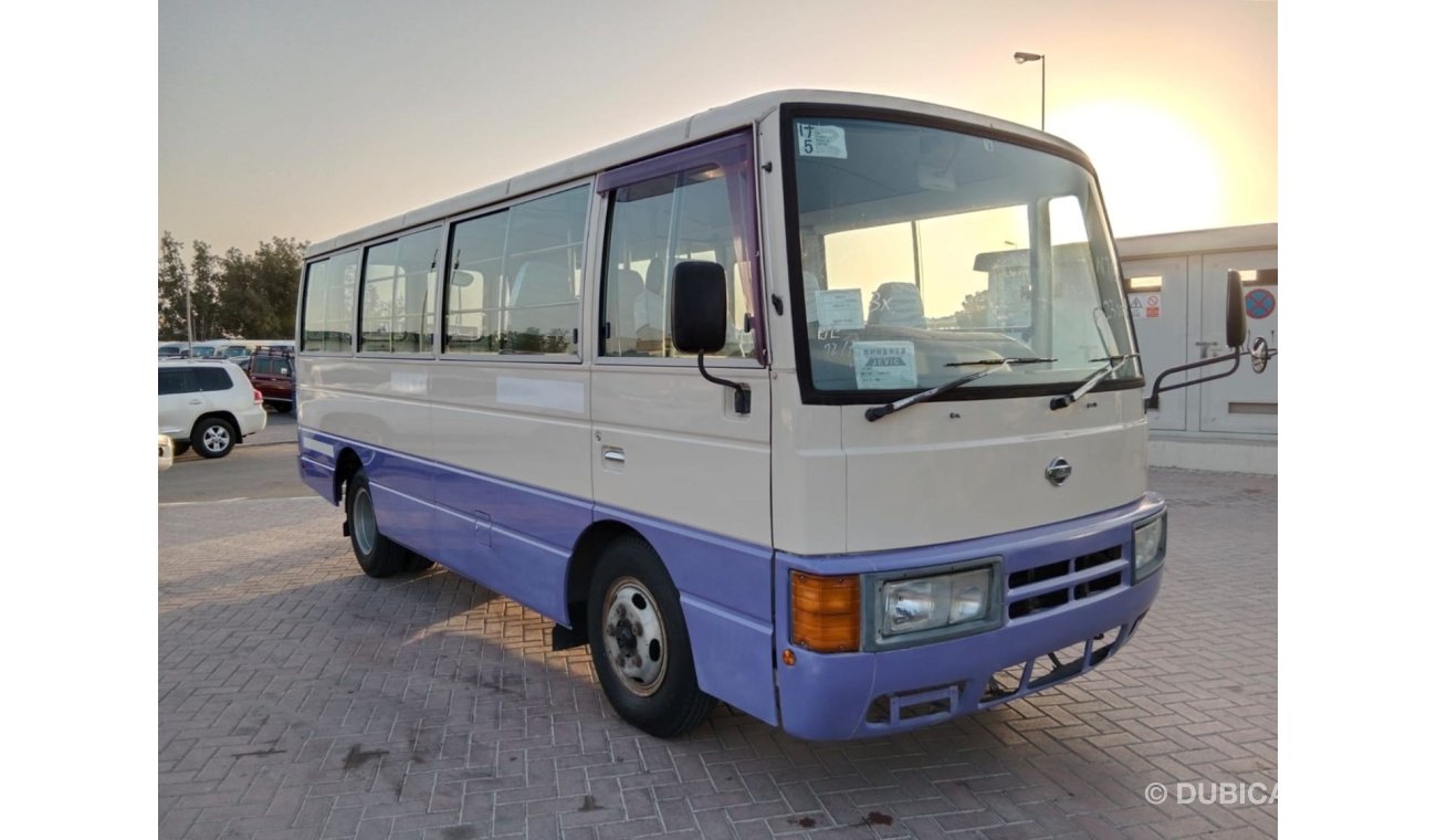 نيسان سيفيليان NISSAN  CIVILIAN BUS RIGHT HAND DRIVE (PM1213)