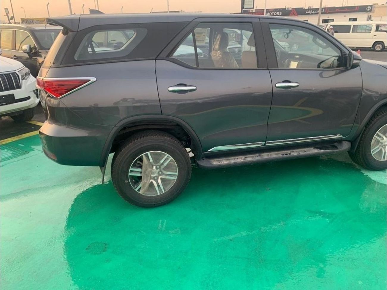 Toyota Fortuner EXR 2.7L (160 HP)