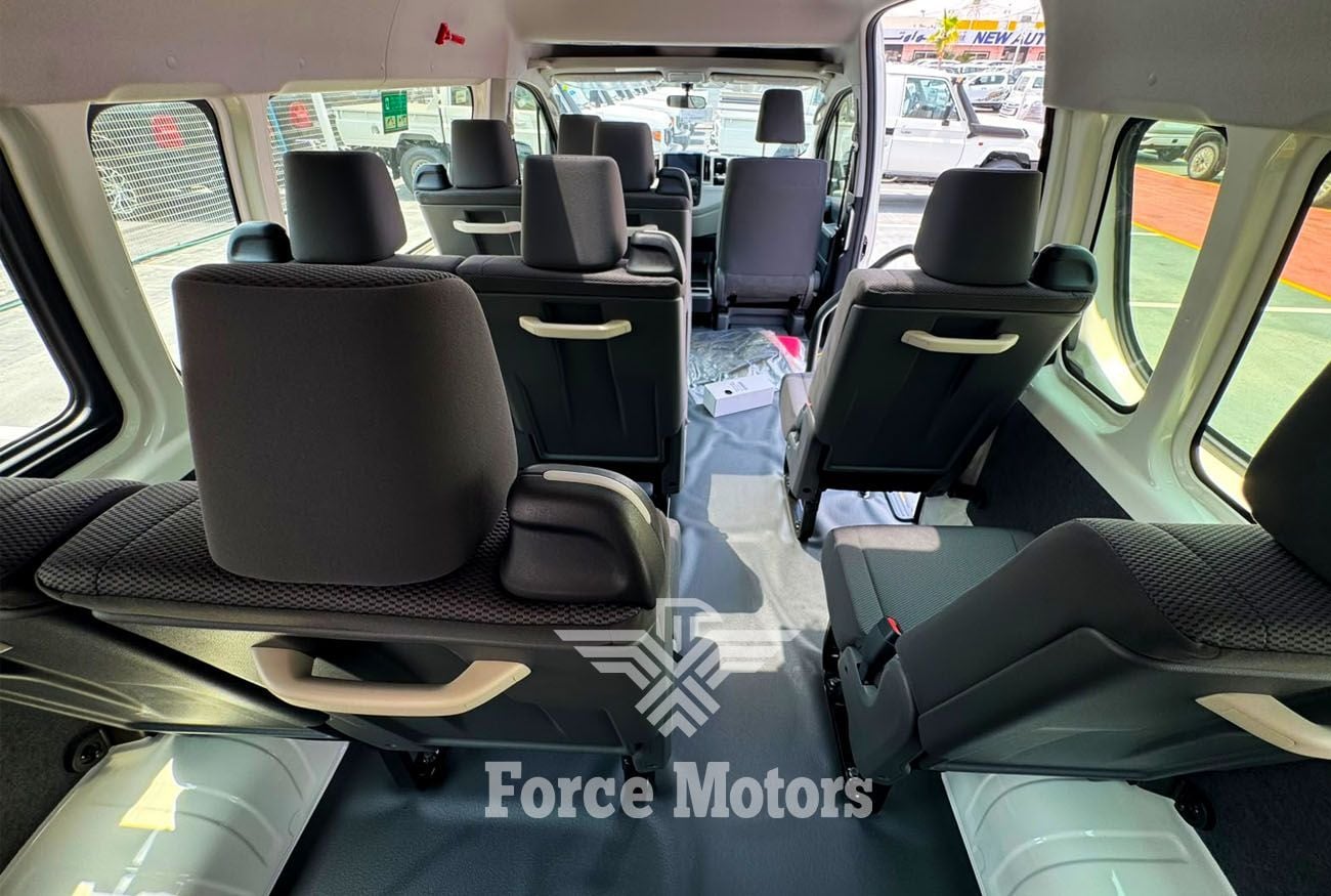 Toyota Hiace DX - Manual . Diesel . Bus . Rear Wheel Drive . 9+ Seats . 4 Doors