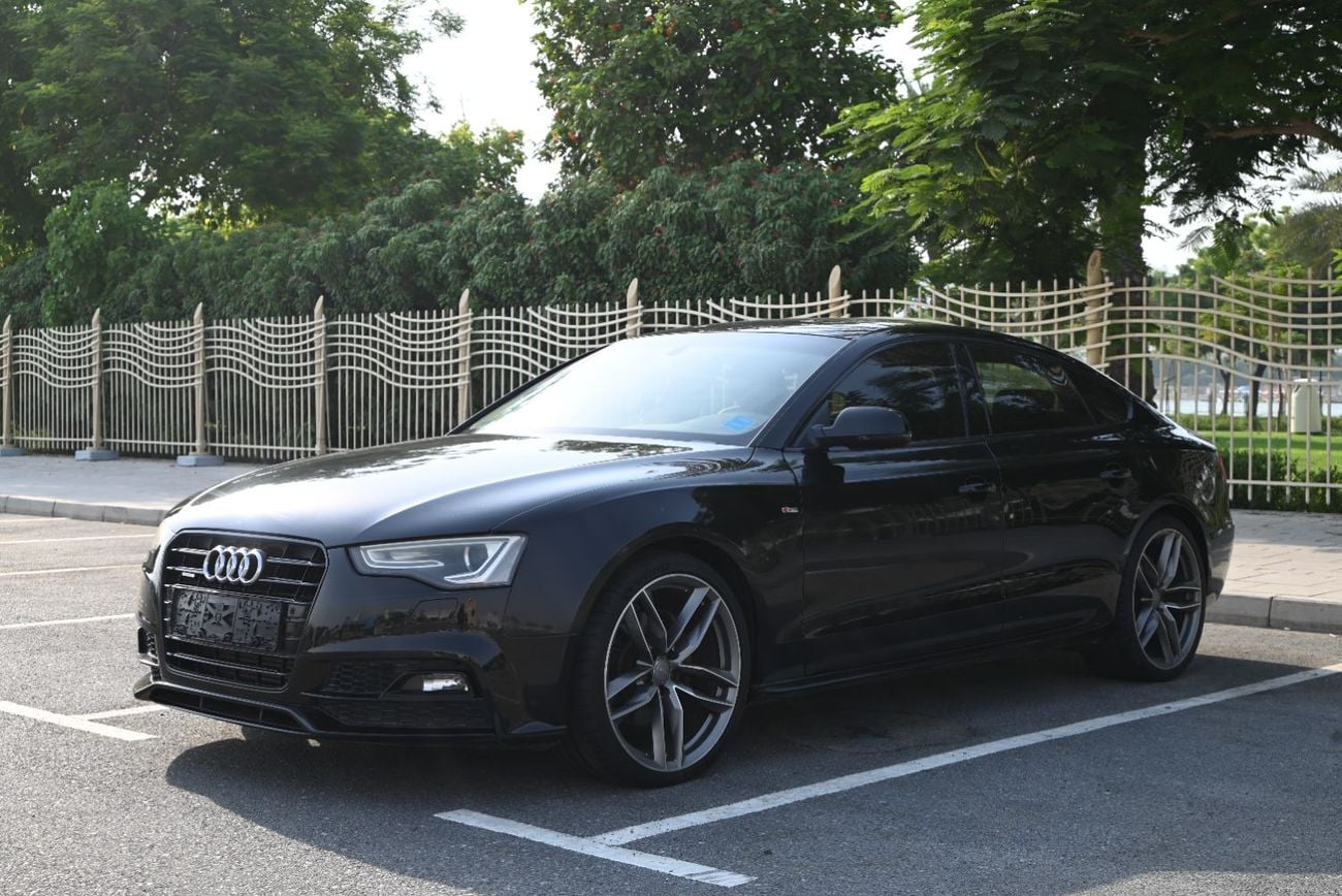 Audi A5 45 TFSI S-LINE S-Line - URGENT SALE - AUDI A5 2016 - ACCIDENT FREE - GCC - BLACK EDITION
