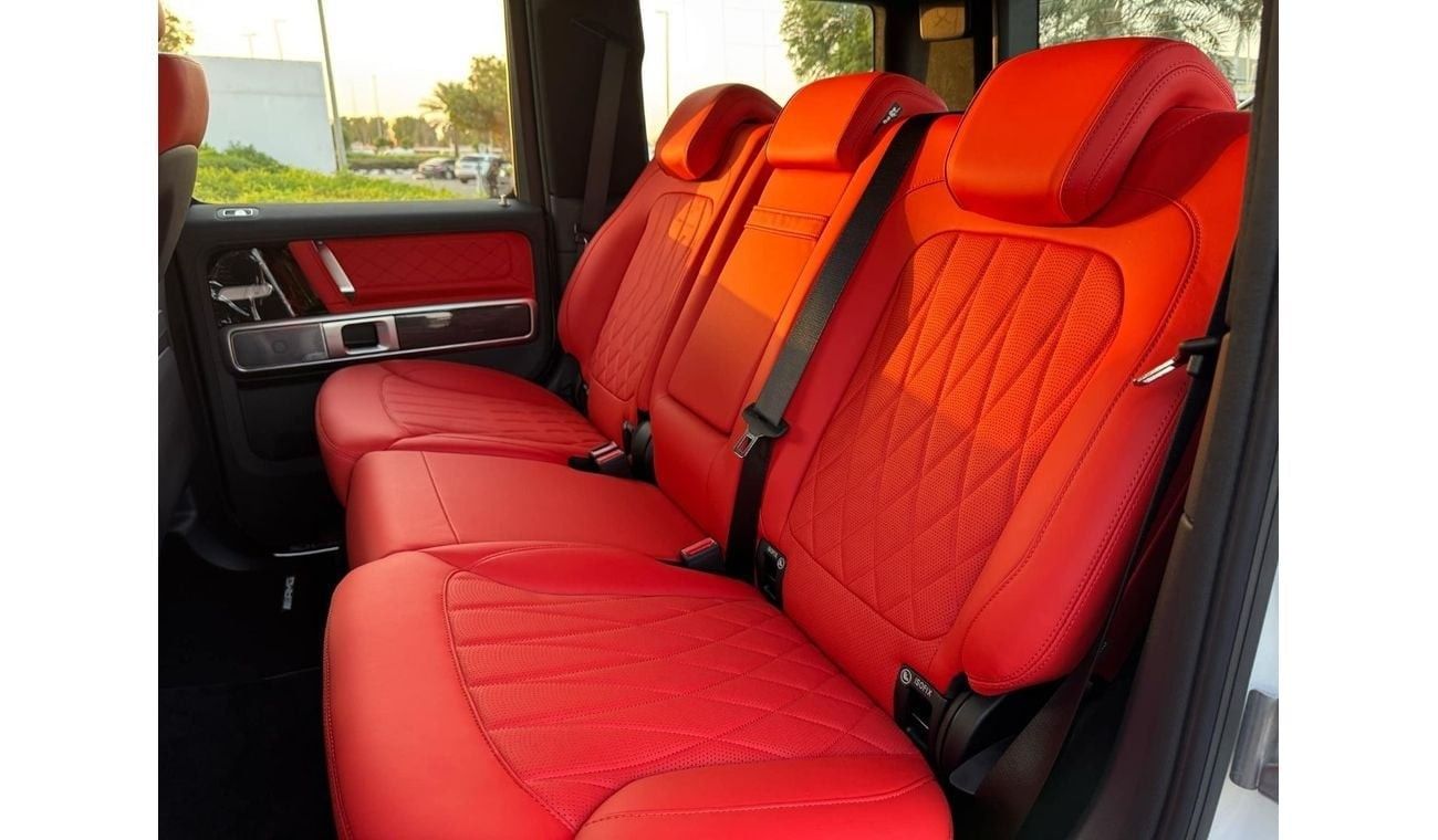 مرسيدس بنز G 63 AMG GCC SPEC UNDER WARRANTY AND SERVICE CONTRACT