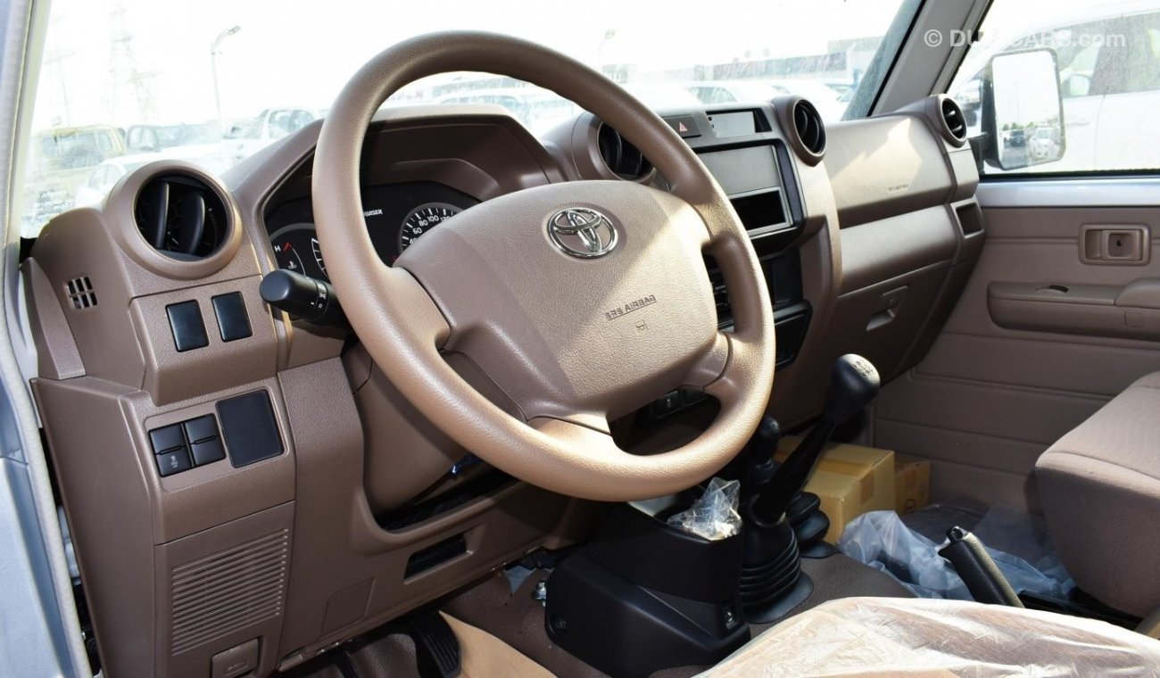 Toyota Land Cruiser Pick Up 4.5L Diesel V8 Double Cabin