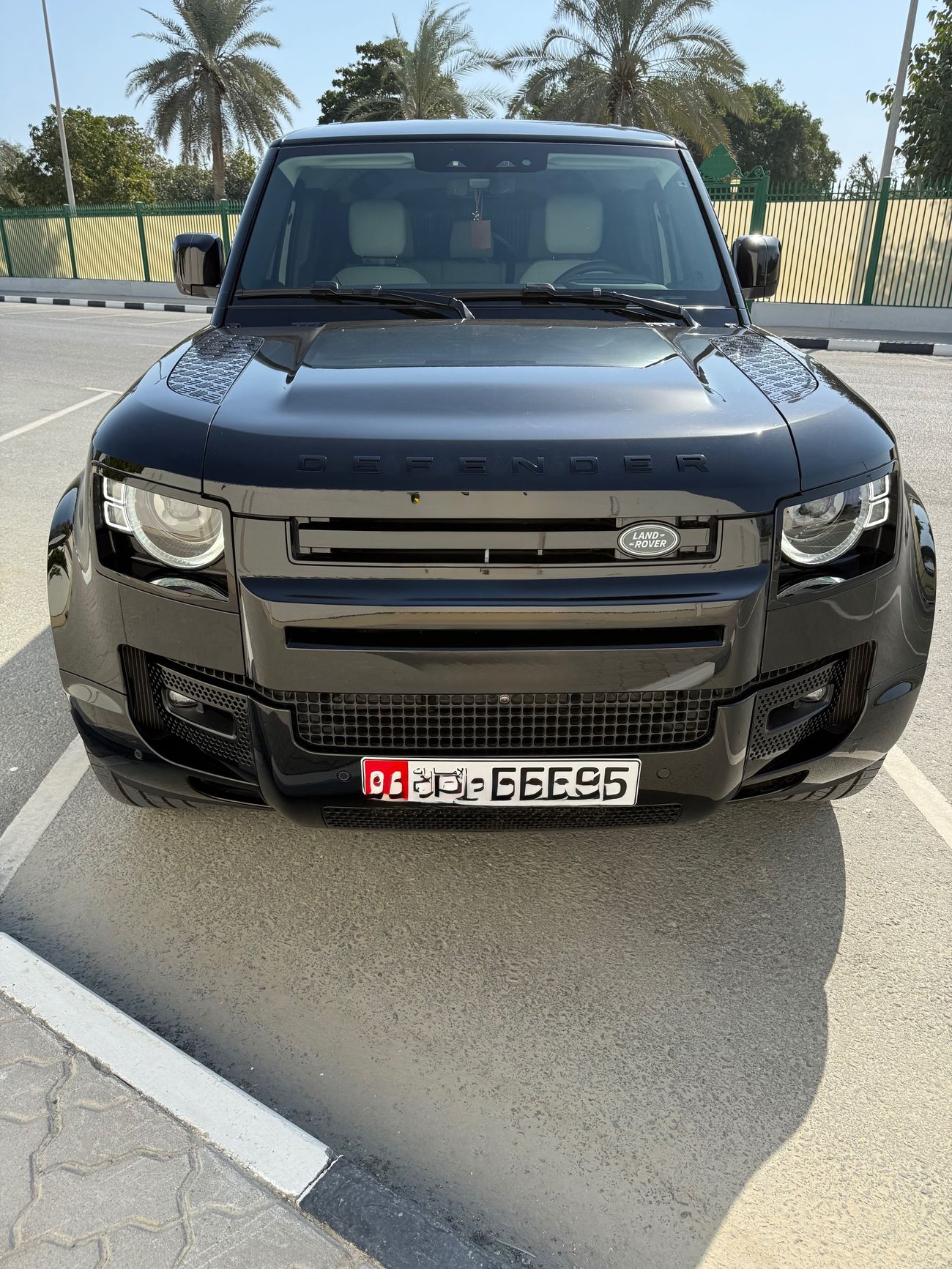 Land Rover Defender 110 X-Dynamic SE P400 3.0L