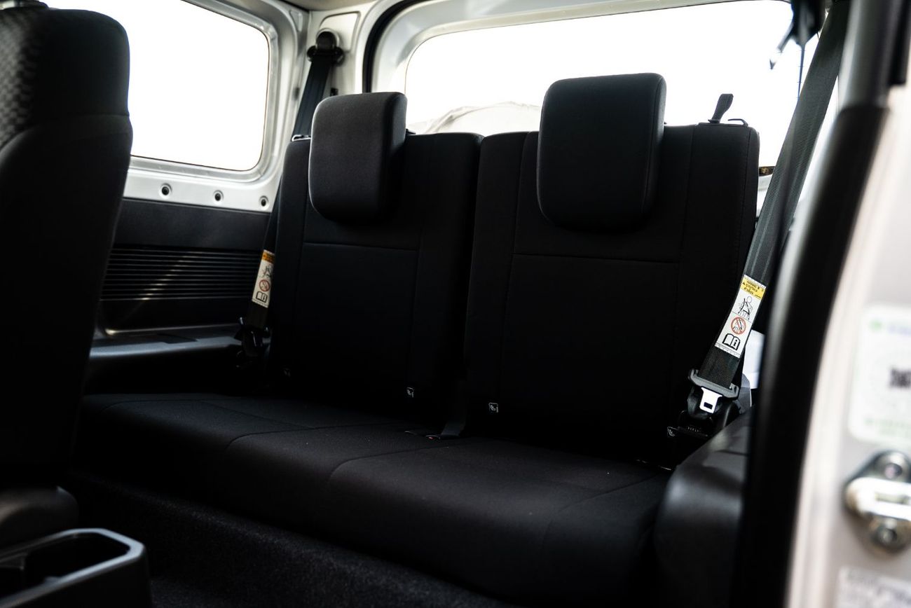 Suzuki Jimny GL 2024 0Kms GCC 1.5L 4 Cylinders For Export Only