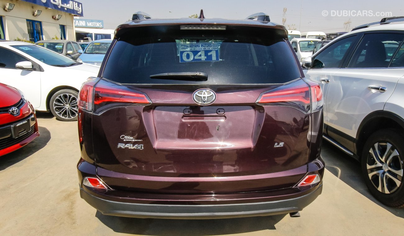 Toyota RAV4 LE