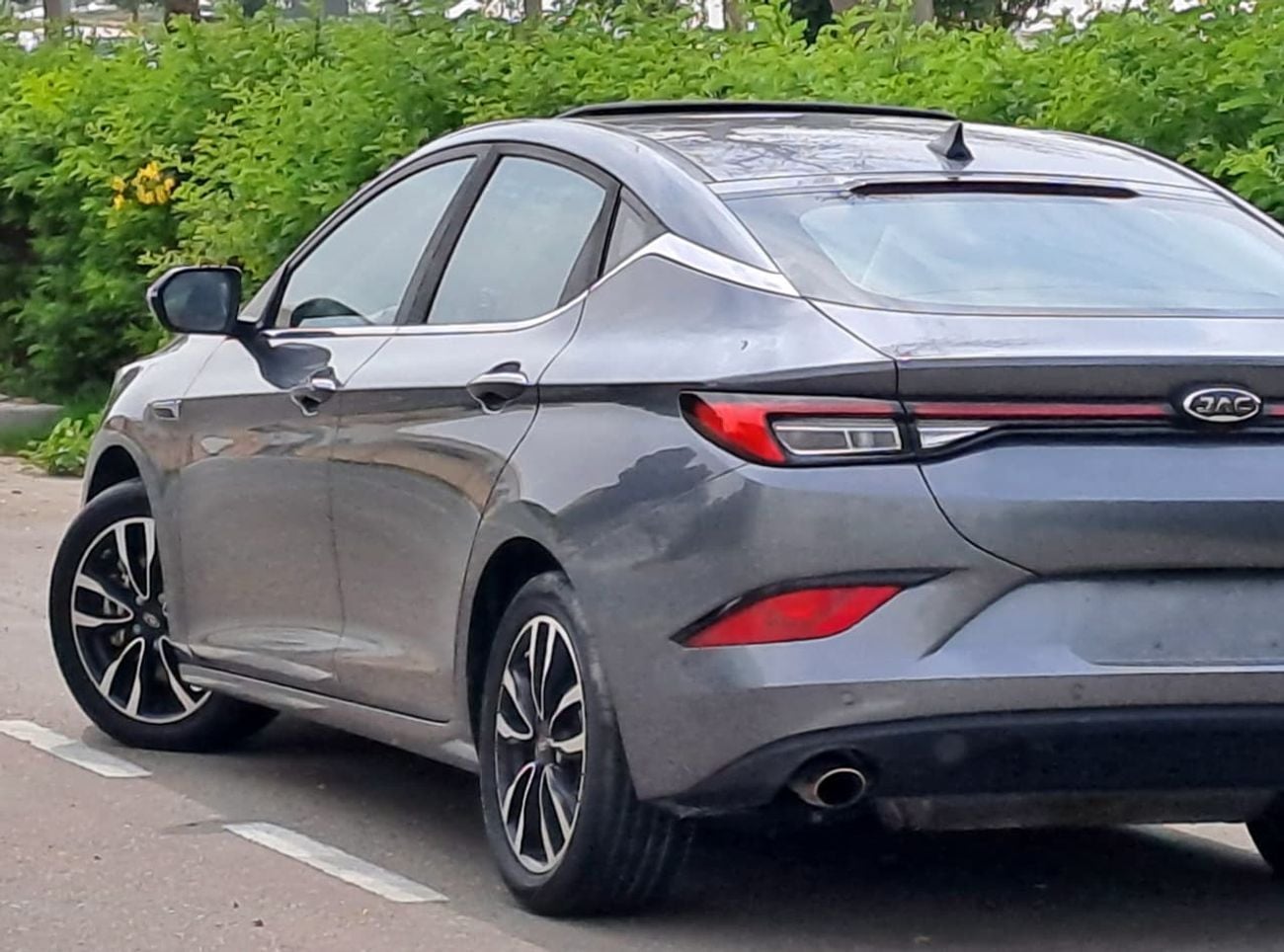 جاك J7 530-Monthly l GCC l Cruise, Sunroof, Leather Seats l Accident Free