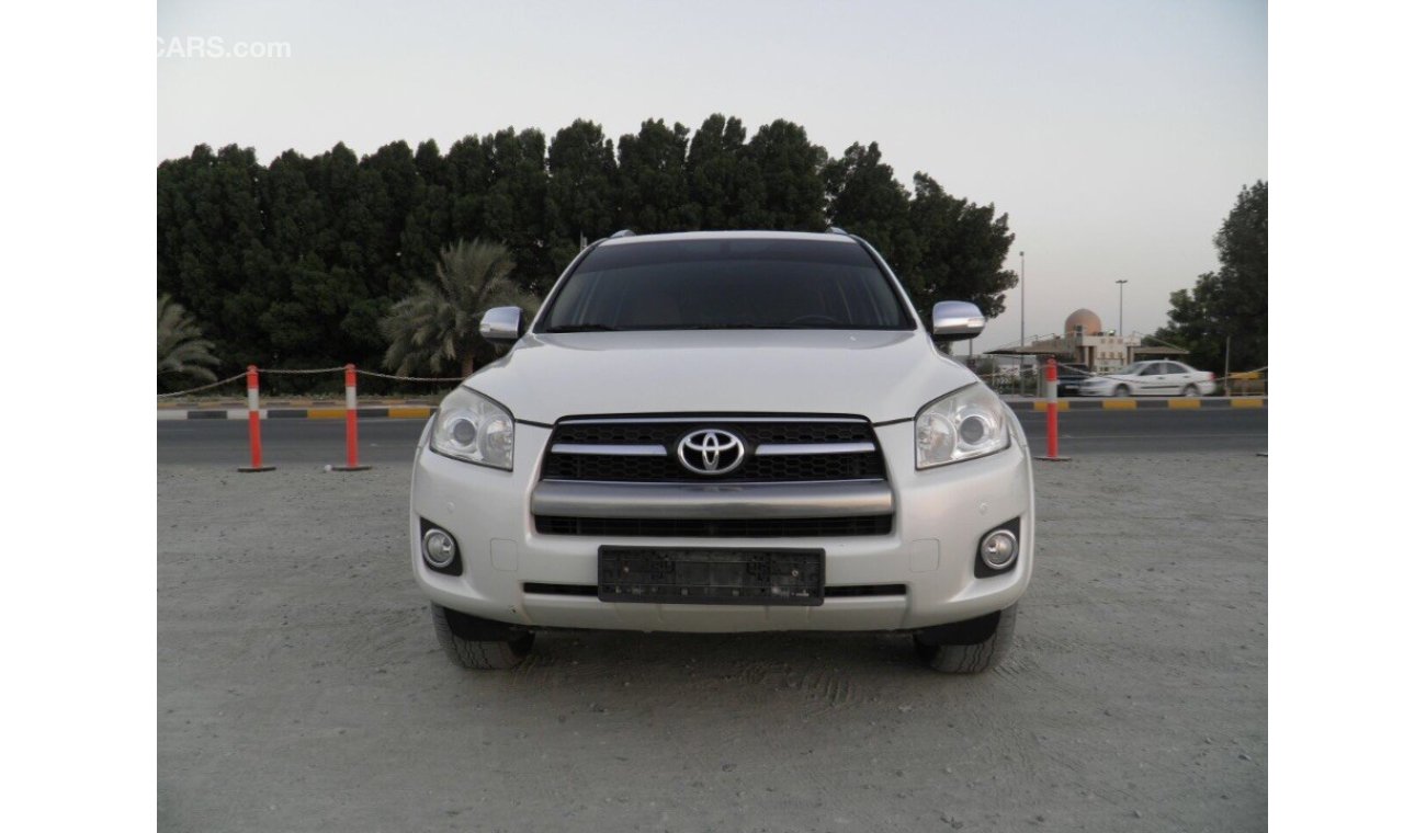 Toyota RAV4 2012 GCC sunroof