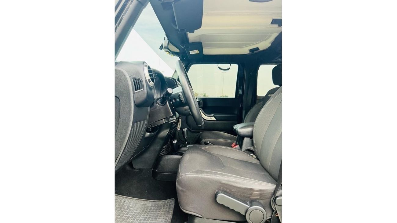 Jeep Wrangler JEEP WRANGLER SAHARA 2016 GCC ORGINAL PAINT