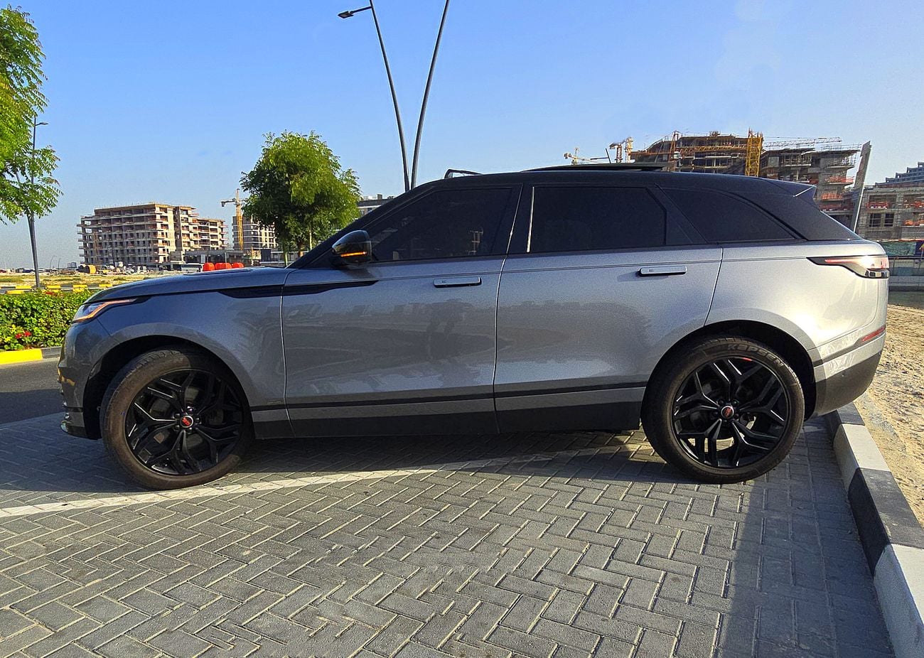 Land Rover Range Rover Velar R-DYNAMIC