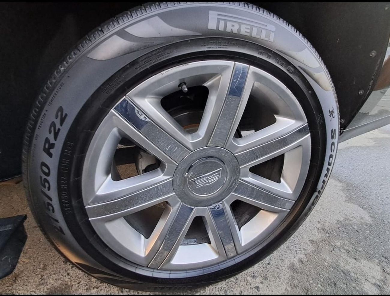 كاديلاك إسكالاد L Platinum 6.2L