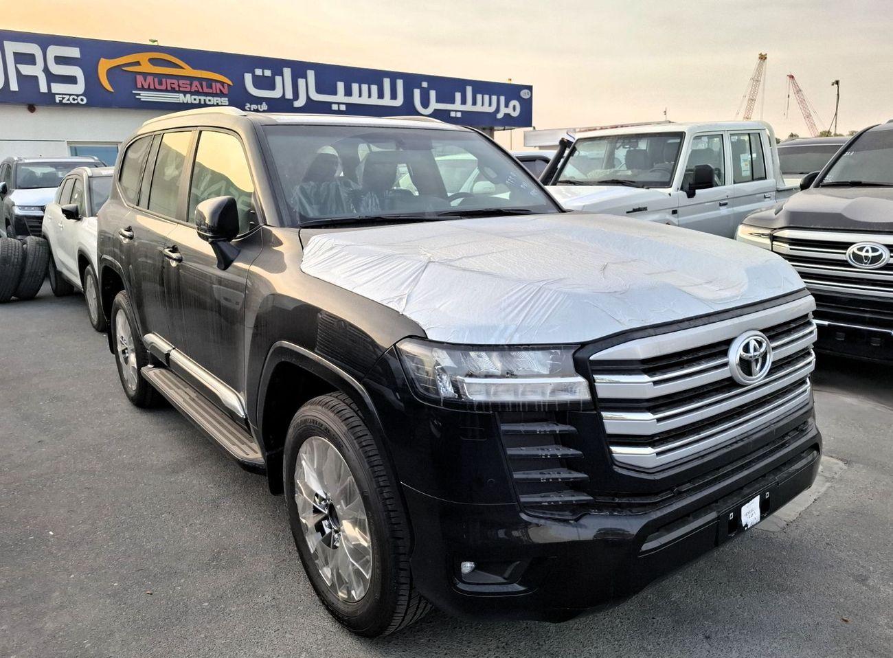 Toyota Land Cruiser Toyota Landcruiser GXR 4.0L 2025 Black Petrol (Export Only)