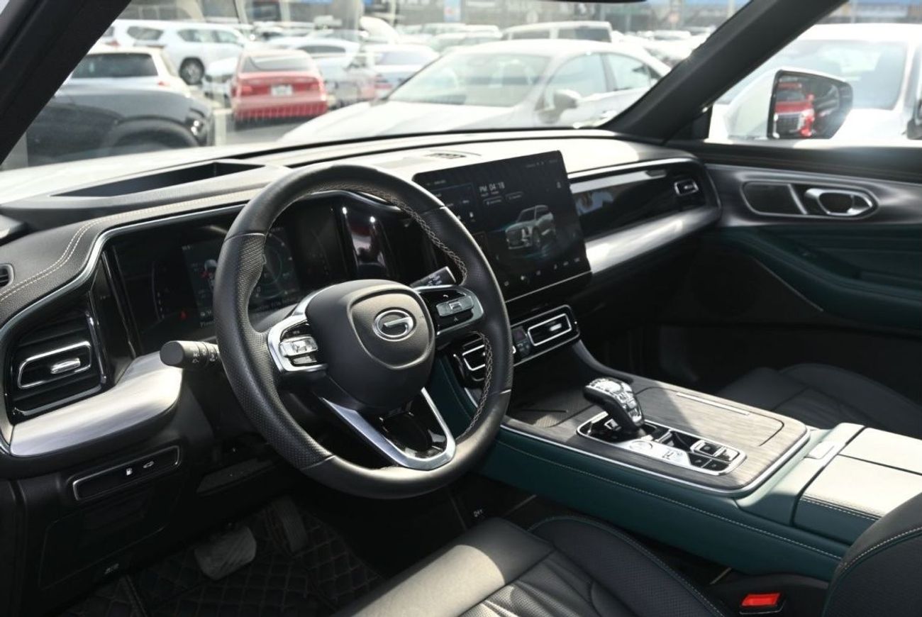 GAC GS8 GAC GS8 2.0L Turbo, 4WD, 8 Speed AT, 7 Seater, Color White, Model 2024