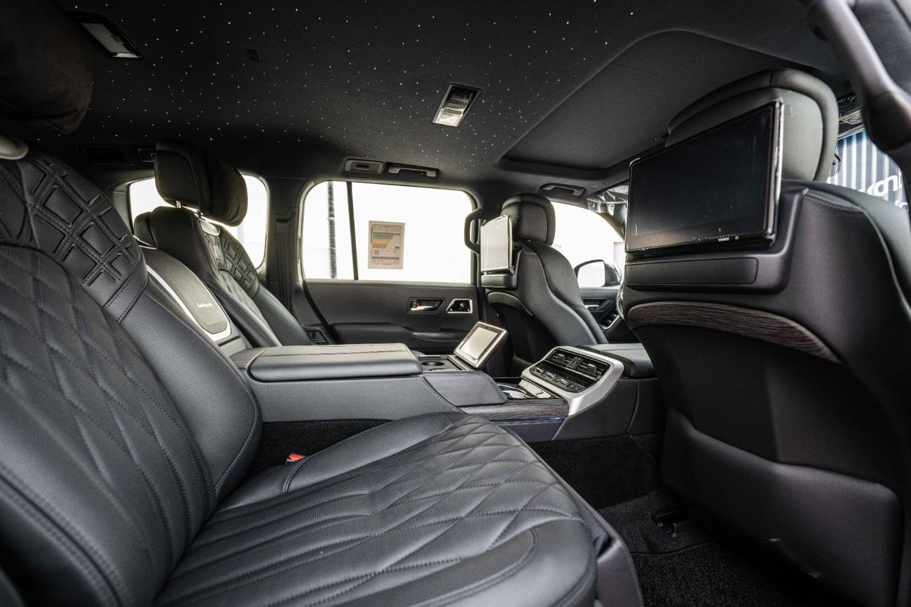 تويوتا لاند كروزر VXR 3.5L FULL OPTION WITH MBS AUTOBIOGRAPHY VIP SEAT AND STAR LIGHT