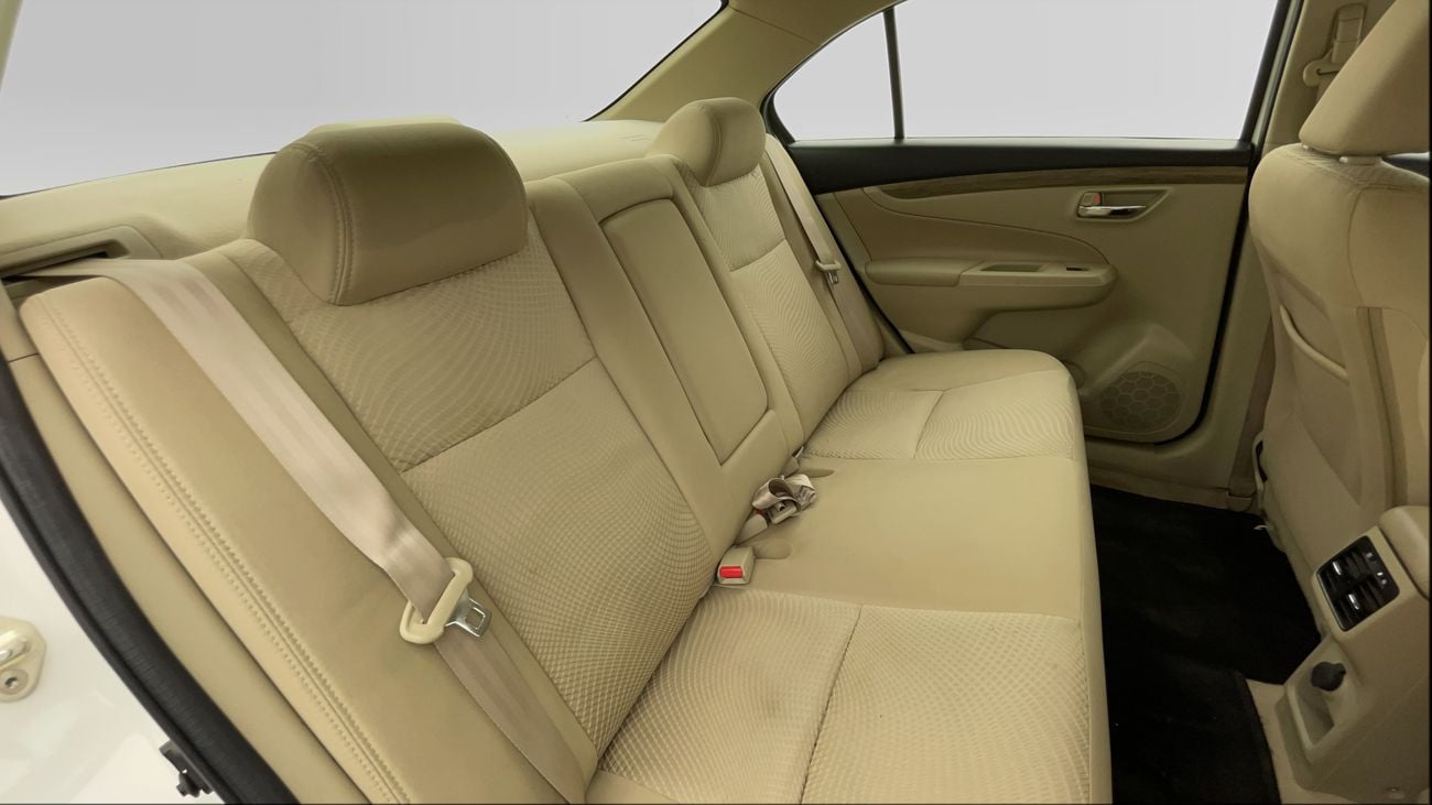 سوزوكي سياز GL 1.5 | بدون دفعة مقدمة | اختبار القيادة في المنزل