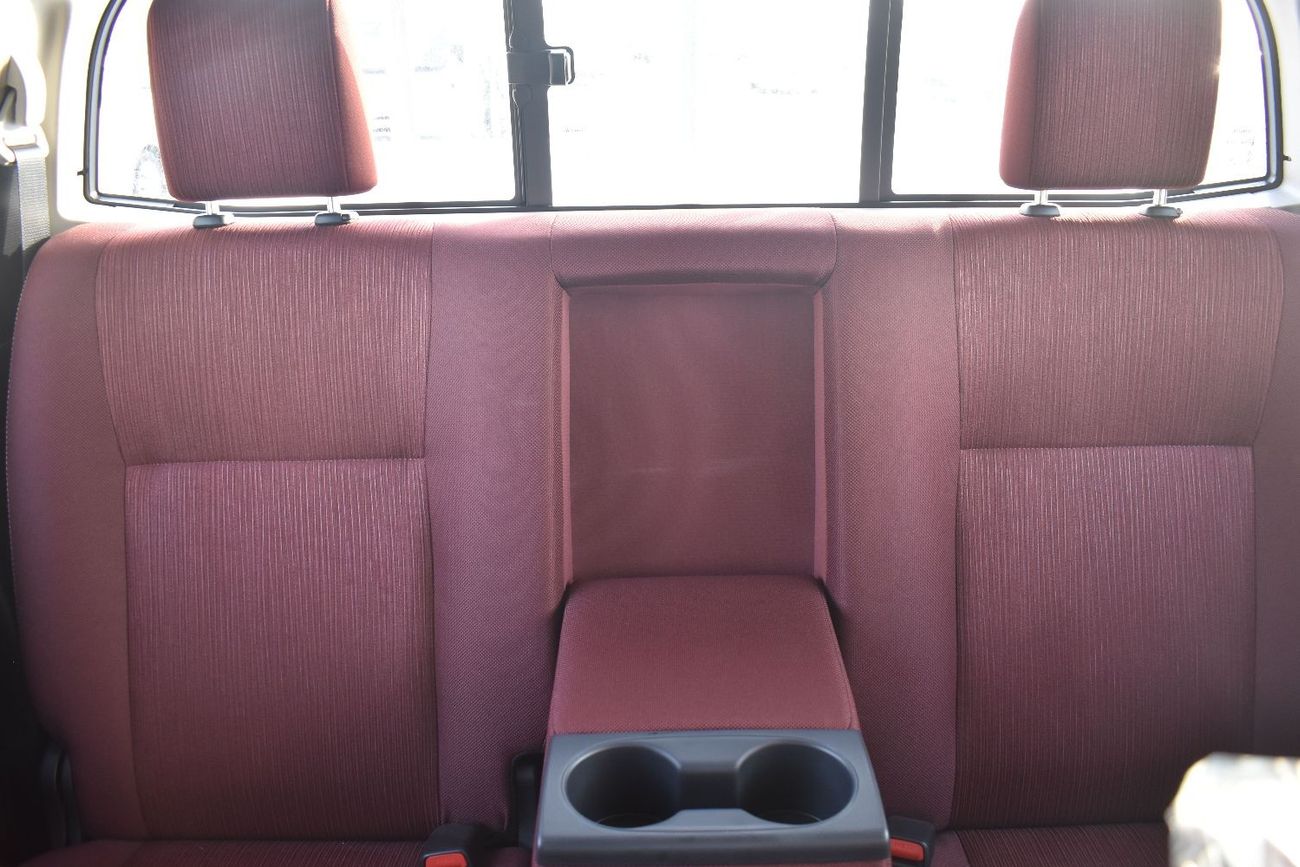 Toyota Hilux 2023 MODEL: TOYOTA HILUX 2.7L M/T SR5