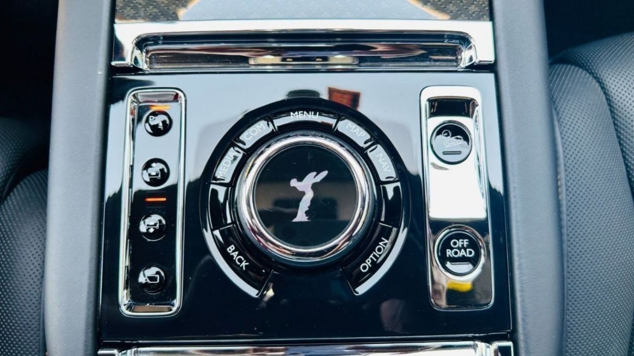 Rolls-Royce Cullinan ROLLS ROYCE CULLINAN 2021 BLACK BADGE | FSH | UNDER WARRANTY | STARLIGHT | GCC SPECS