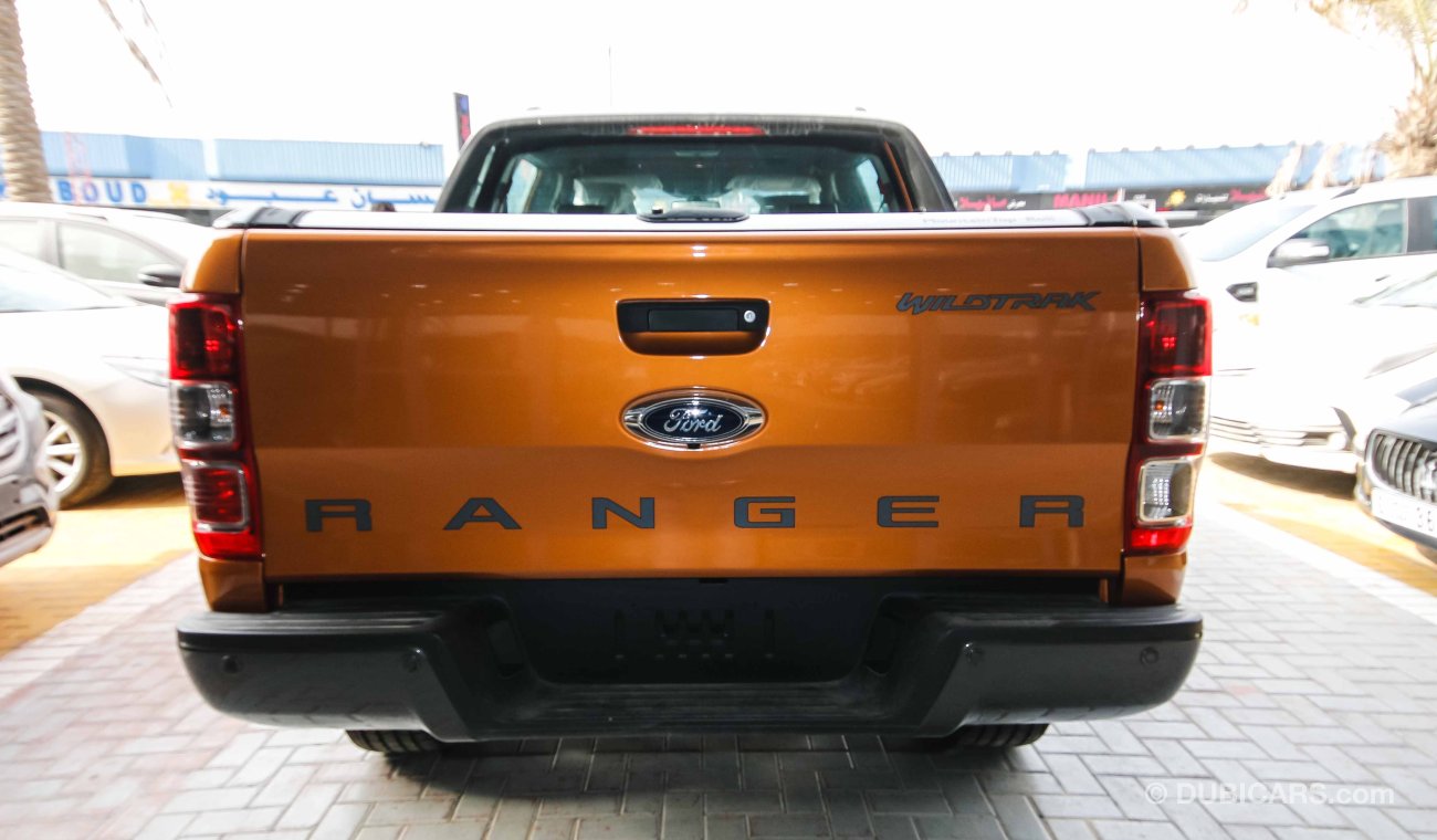 Ford Ranger Wildtrak 3.2 Dsl full opt AT with Back Cover (2017) (Export only)