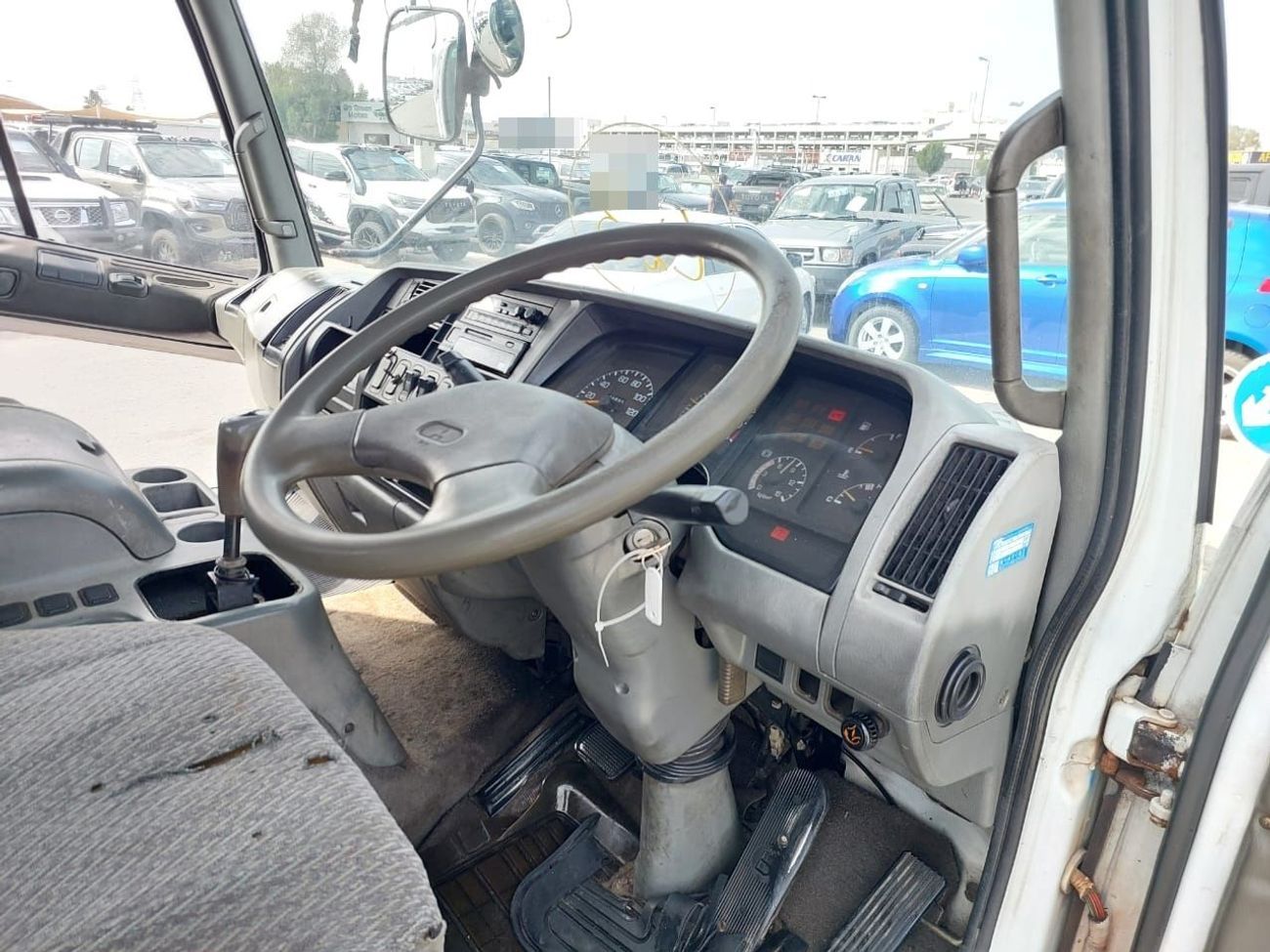 Mitsubishi Fighter MITSUBISHI FIGHTER TRUCK RHD 1995 MODEL 8.2 L DIESEL MANUAL(PM20050)