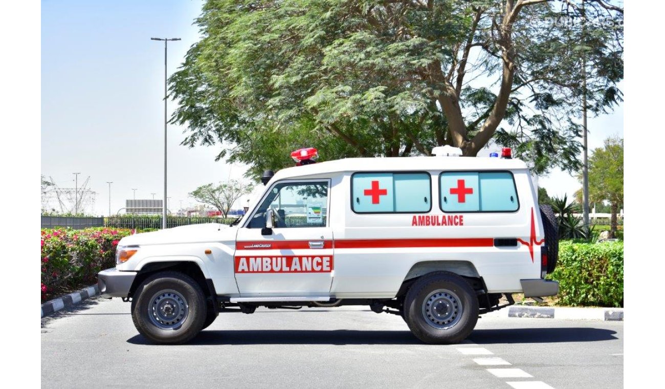 تويوتا لاند كروزر 78 HARDTOP V8 4.5L DIESEL AMBULANCE
