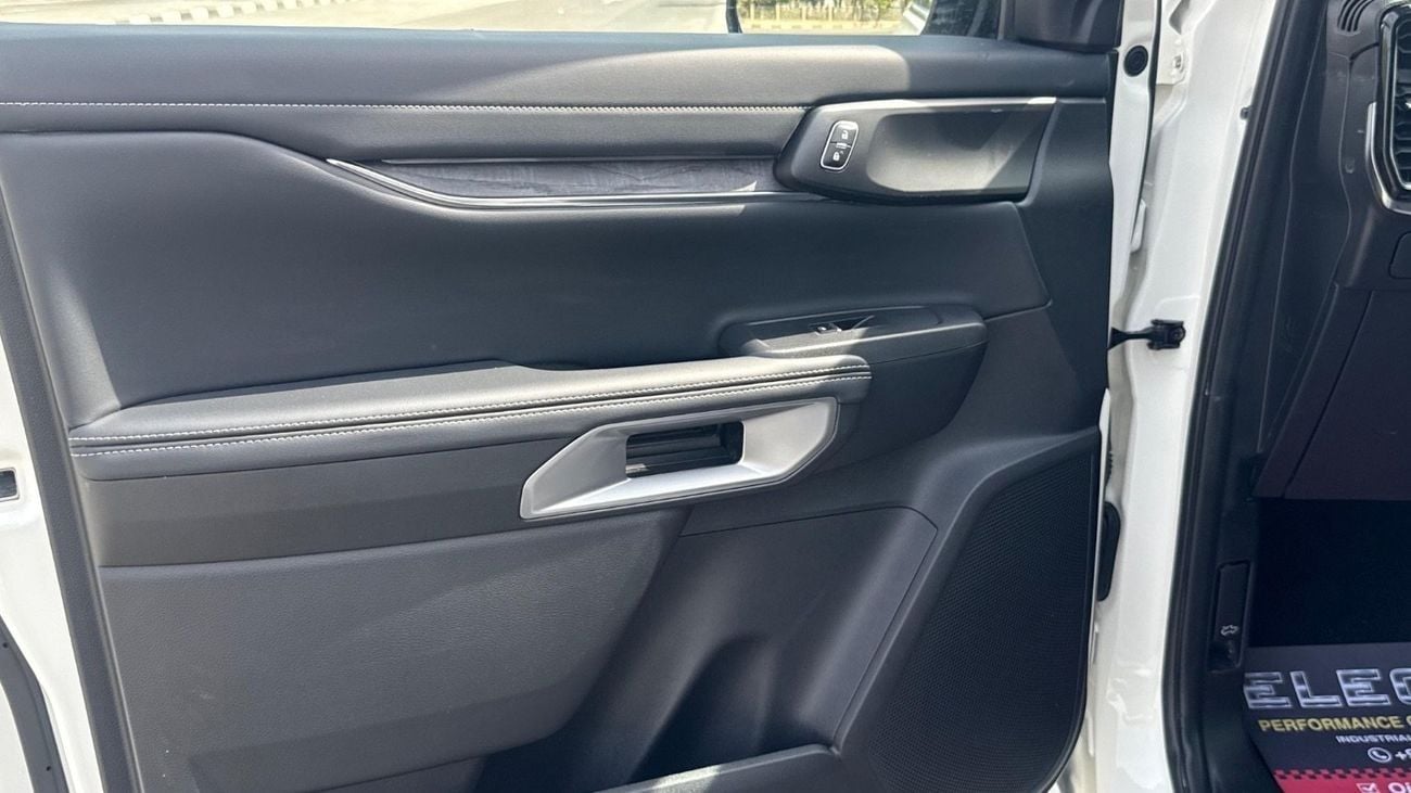 Ford Everest Platinum export from Australia