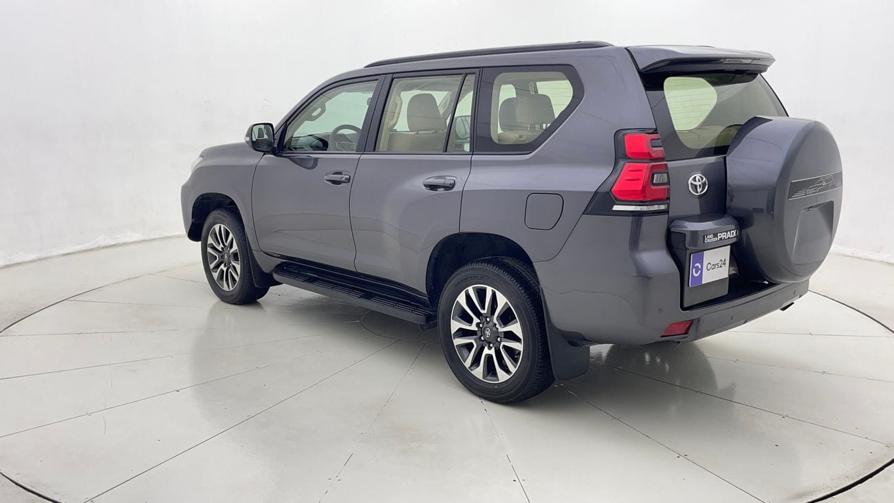 تويوتا لاند كروزر 2022 GXR | AED 2018/Month | 0 DP | 30 Day Return | Warranty | Service History