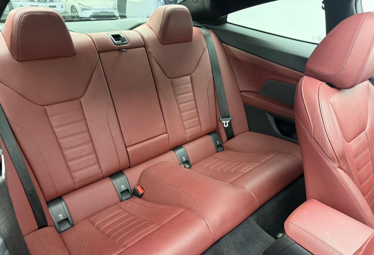 بي أم دبليو 420i 2022 BMW 420i Coupe M-Sport, 2027 BMW Warranty + Service Pack, Full BMW Service History, GCC