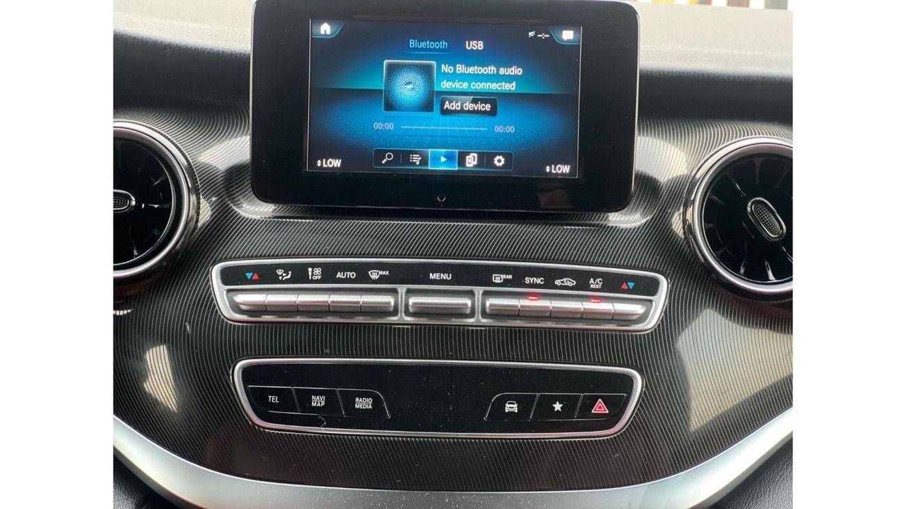 Mercedes-Benz V 250 Avantgarde MERCEDES V-250 GCC BODY KIT VIP // LOW MILEAGE // PERFECT CONDITION