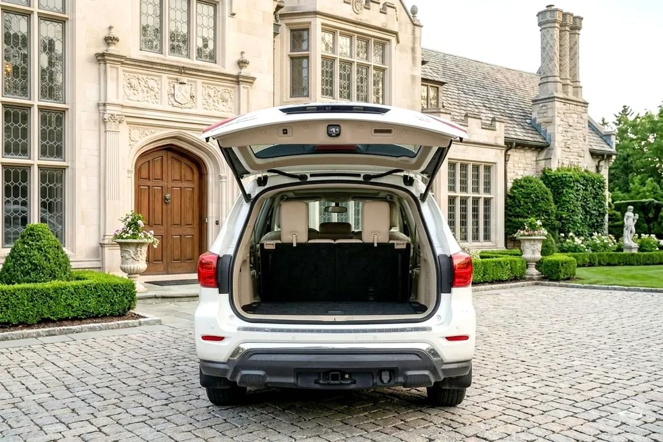 Nissan Pathfinder SL 3.5L (7 Seater) (SL) GCC SPECS WHITE WITH SUNROOF