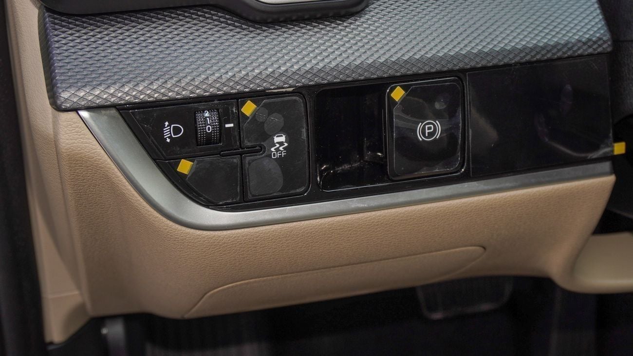 Kia Sportage Brand New Kia Sportage 2025 Export 1.6L 2WD Petrol|Lunar Silver/Beige|N-KIA-SPO-1.6-25|