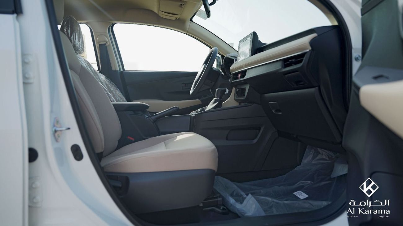 Toyota Yaris E 1.5L Petrol Engine with Automatic Transmission - GCC Specification - Touch Screen Media Player