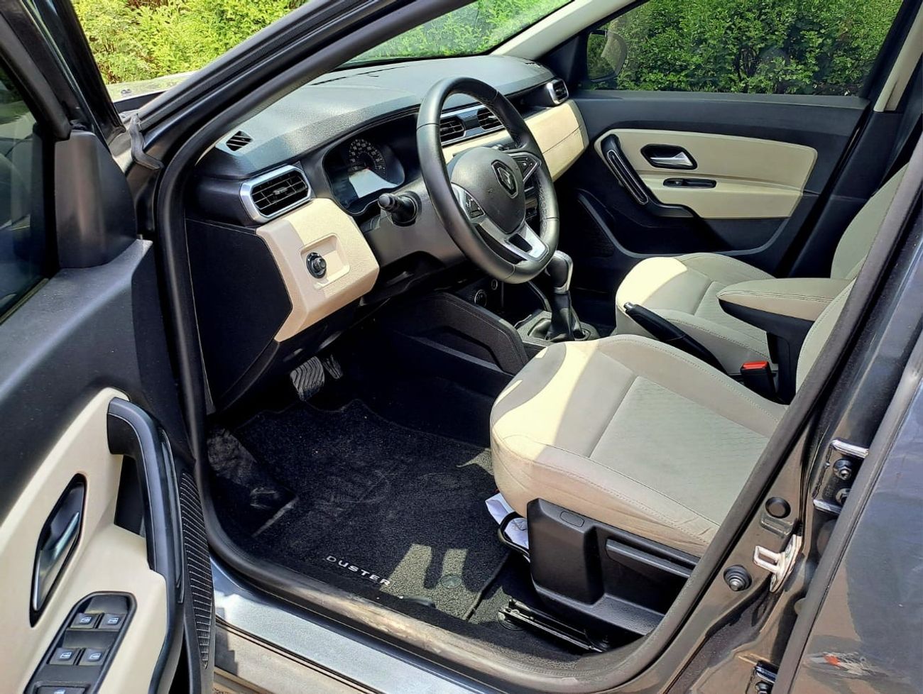 Renault Duster 520-Monthly l GCC l Cruise, Camera, 4x4 l Accident Free