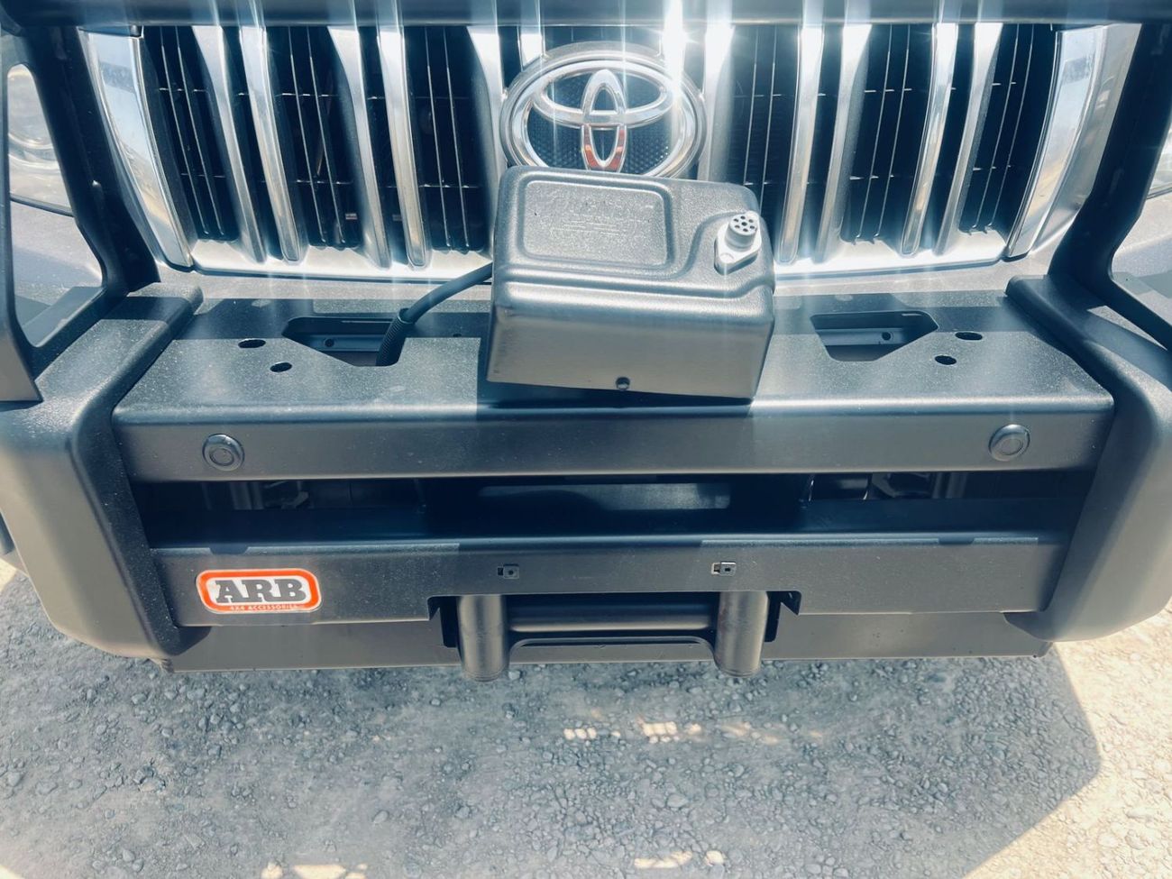 Toyota Prado DIESEL PRADO KAKADU 3000 CC RIGHT HAND DRIVE