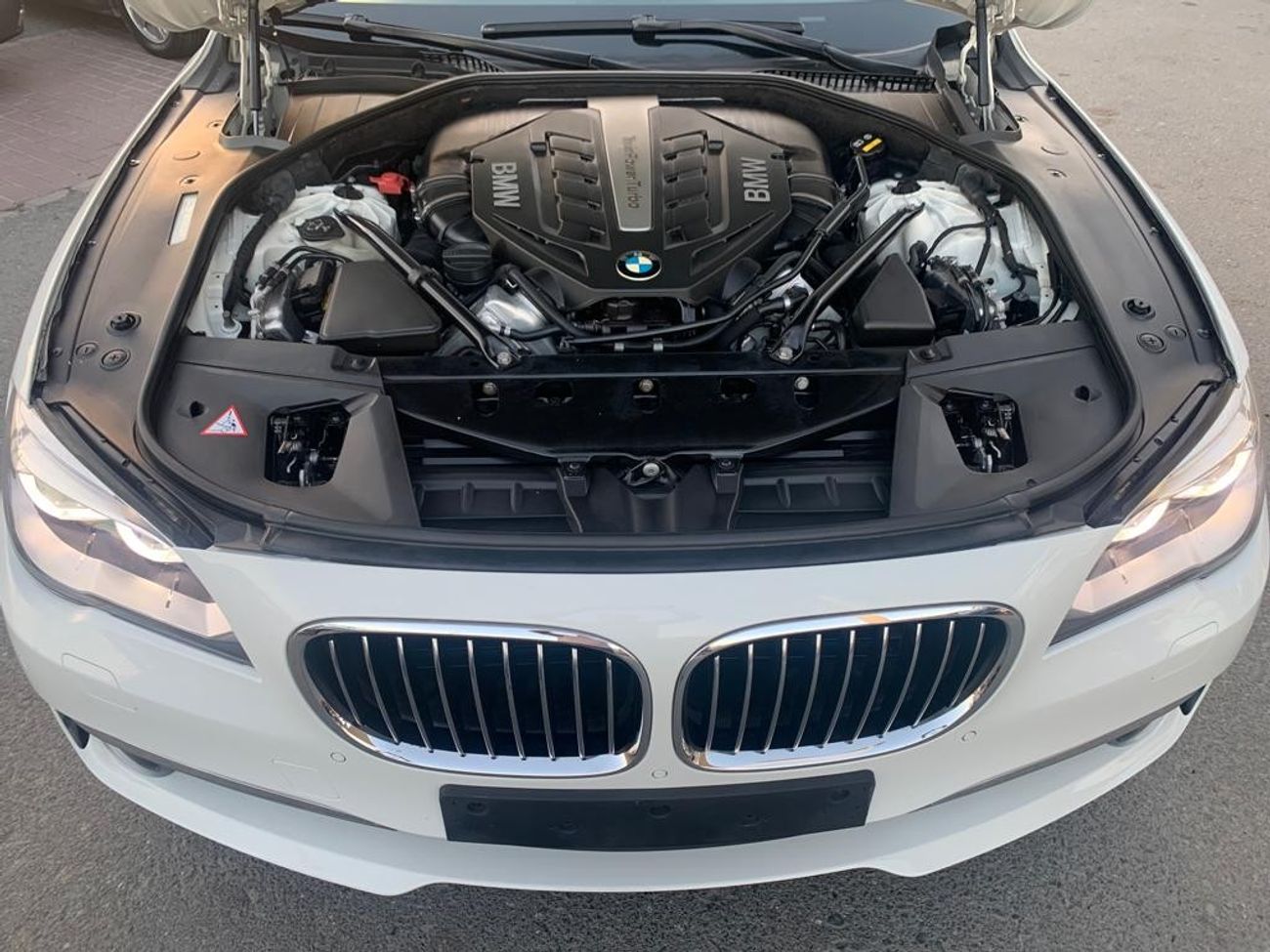 BMW 750Li Exclusive BMW 750 Li_TWIN POWER TERBO _GCC_2015_Excellent Condition _Full option