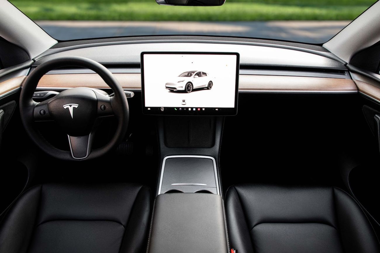 تسلا موديل Y Long Range | 2,350 P.M  | 0% Downpayment | Agency Warranty | Low KM!