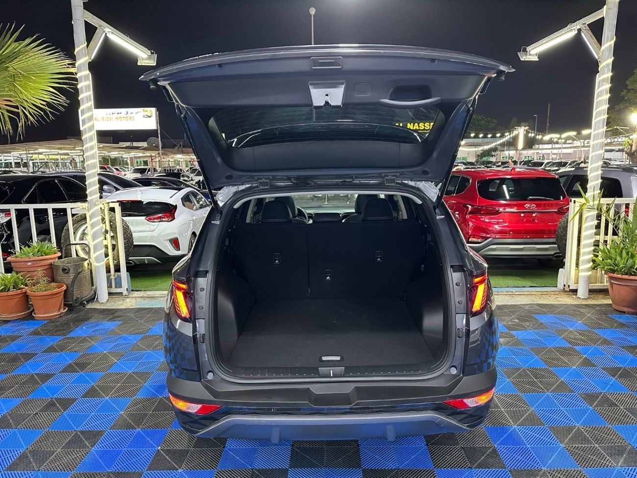 Hyundai Tucson Comfort 2.5L Full option Panoramic