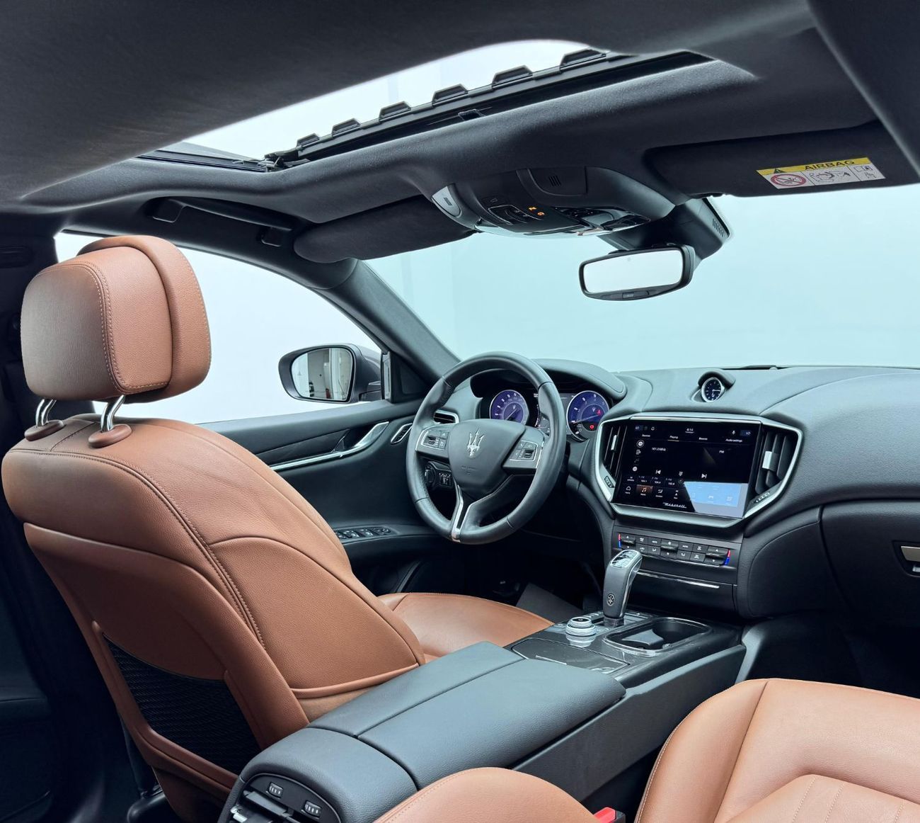 مازيراتي جيبلي GT Hybrid 2.0L 2022 Maserati Ghibli GT, Maserati Warranty Dec 2025, Maserati Service History , GCC