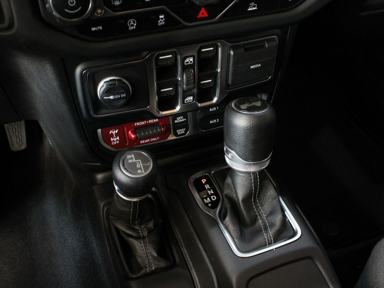 Jeep Wrangler Rubicon 6 Cylinder