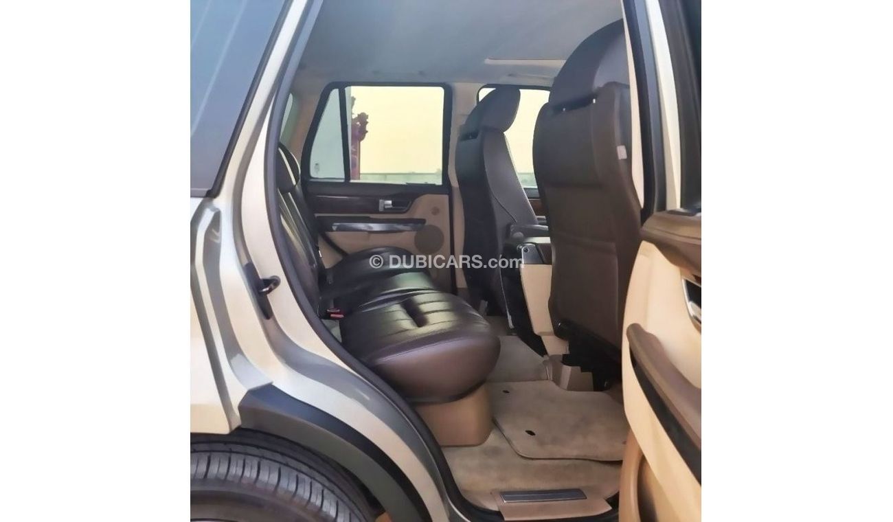 لاند روفر رينج روفر سبورت Original paint -100% accident free