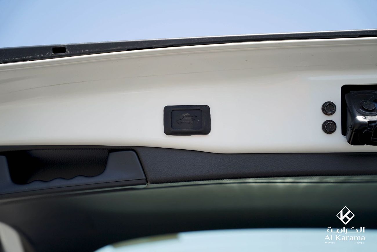 Toyota RAV4 2.0L | XLE |  | Parking Assist | Mid Option | Sunroof | Rear Camera | GCC