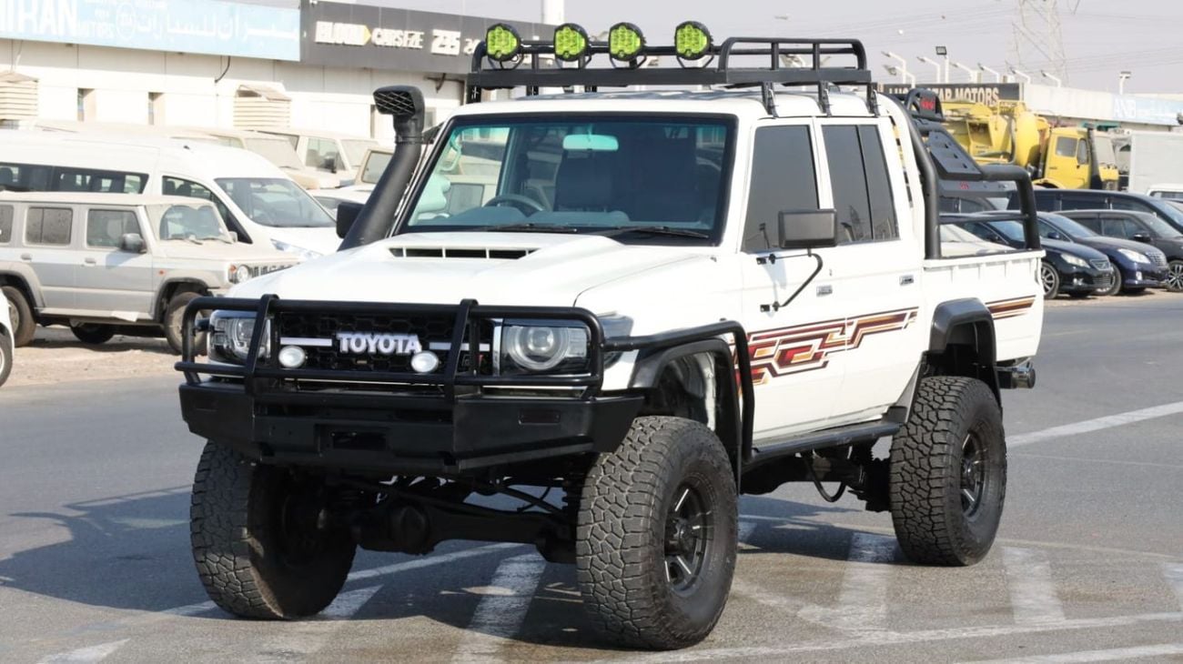 Toyota Land Cruiser Pick Up Double Cabin 4.5L 2014 TOYOTA LAND CRUISER DOULE CABIN