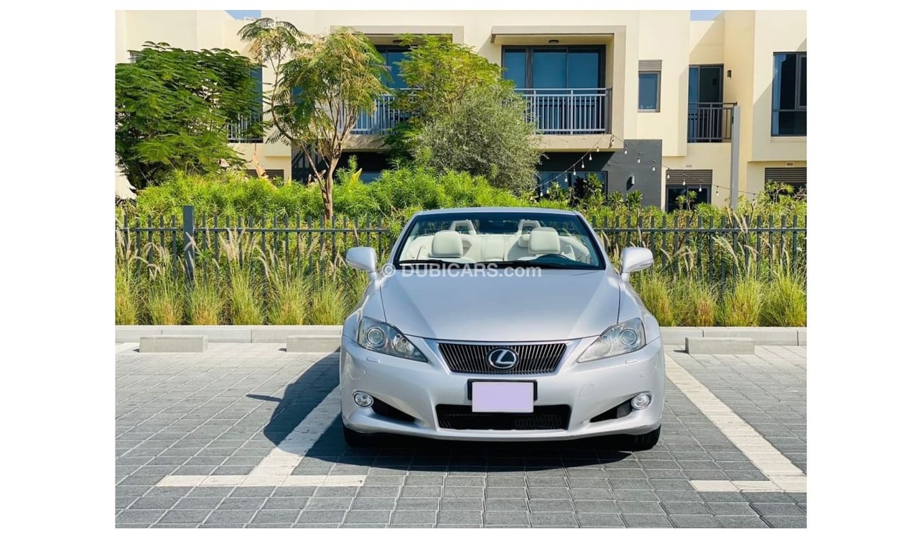 Lexus IS300 Lexus IS 300C || GCC || Hard top Convertible || Very Well Maintained