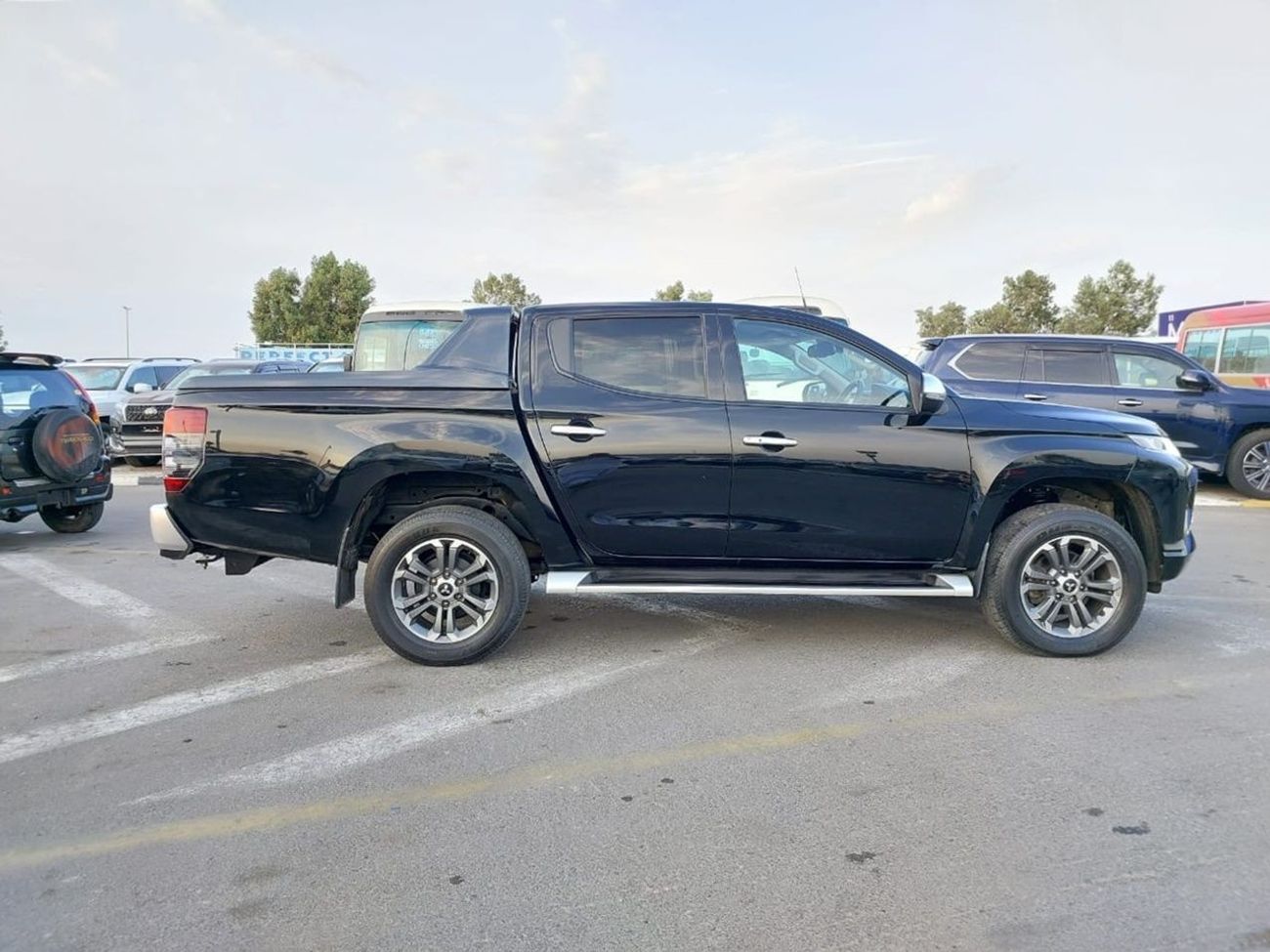 ميتسوبيشي تريتون MITSUBISHI TRITON PICK UP RHD 2021 MODEL 2.4 L DIESEL AUTOMATIC(PM20771)