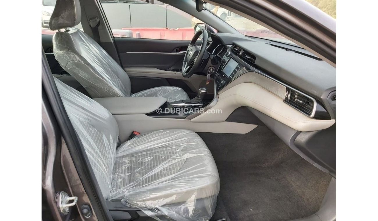 Toyota Camry SE SE SE SE SE 2020  Toyota Camry, SE, Metallic Grey Color