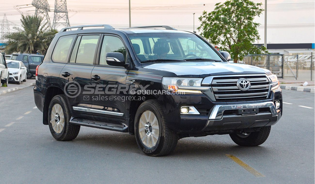 Toyota Land Cruiser LC200 4.5 GXR WITH KDSS & Rear DVD, Moquette, Remote Start