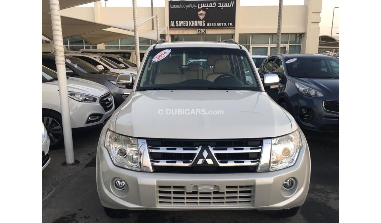 Mitsubishi Pajero GCC 3.4 6 cylinder without accidents without paints