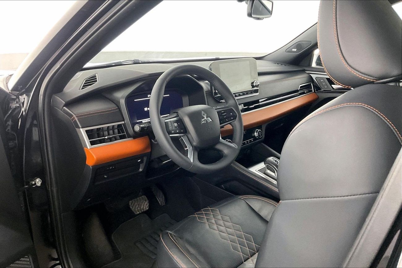 Mitsubishi Outlander Premium - Launch Edition | National Day Celebration | Guaranteed Warranty | 0 Down Payment